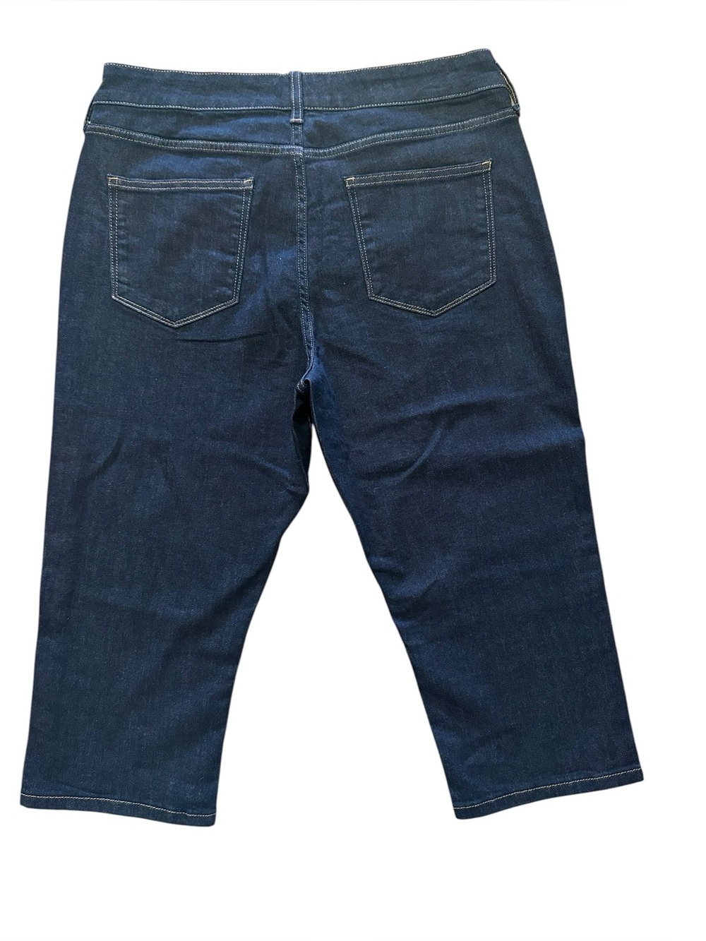 NWT St. John's Bay Denim mid rise capris Women’s size 14P - Picture 4 of 4